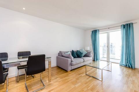 1 bedroom flat for sale, Sun Passage, Bermondsey, London, SE16