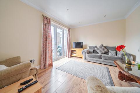 3 bedroom terraced house for sale, Quilter Road, Basingstoke, Hampshire