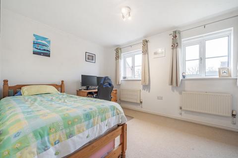 2 bedroom end of terrace house for sale, Miller Drive, Winnersh, Wokingham