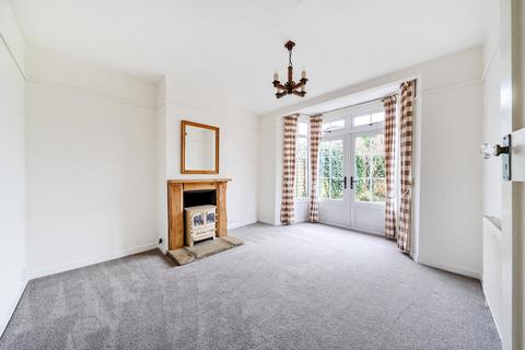 3 bedroom semi-detached house to rent, Chiltern Drive, Surbiton, KT5