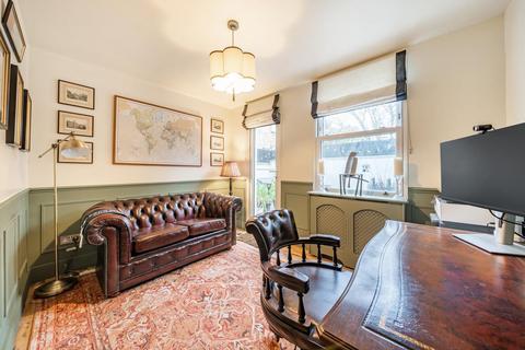 3 bedroom flat for sale, Clitheroe Road, Clapham