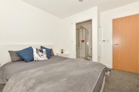 2 bedroom apartment for sale, Pictor Drive, Margate, Kent