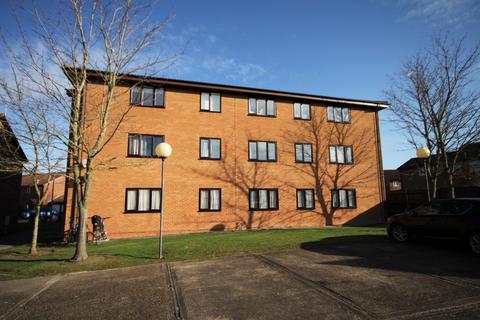 2 bedroom apartment to rent, Speedwell Close, Cambridge, CB1