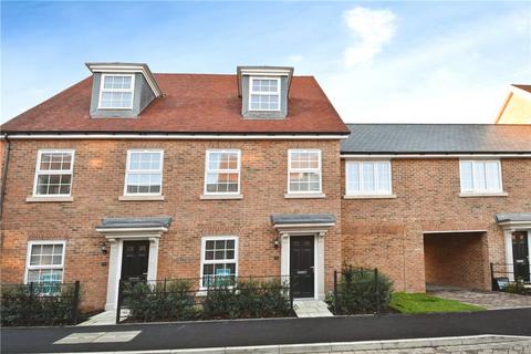 4 bedroom terraced house for sale, Sequoia Lane, Romsey, Braishfield