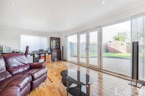 23 Bournemouth Road, Holland-on-sea, Clacton-on-sea, CO15 5TD