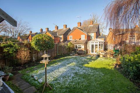 74 West Street, Crawley, RH11 8AW