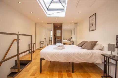 1 bedroom end of terrace house for sale, West Street, Bristol BS2
