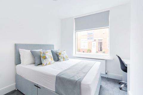 undefined, Lyndhurst Street, Salford, Greater Manchester, M6