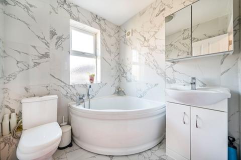 8 Meridian Road, London, SE7 8QJ