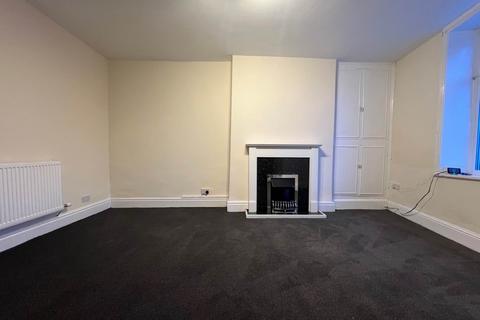 2 bedroom terraced house to rent, Huttock End Lane, Bacup