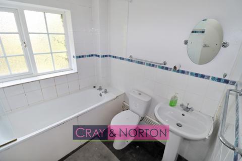 3 bedroom terraced house to rent, Rowan Gardens, Park Hill, CR0