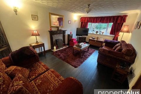 21 Celyn Isaf, Tonyrefail, Porth, CF39 8AN