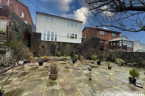21 Celyn Isaf, Tonyrefail, Porth, CF39 8AN