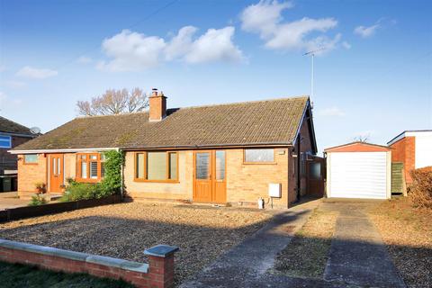 2 bedroom semi-detached bungalow for sale, Fullwell Road, Wellingborough NN29