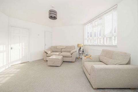 1 bedroom flat for sale, Sunnyside Road, Teddington TW11