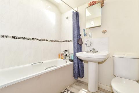 2 bedroom flat for sale, Village Way, Cranleigh, Surrey