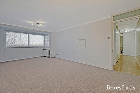 2 bedroom apartment for sale, Carlton Close, Upminster, RM14