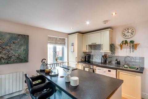 1 bedroom flat for sale, London Road, Retford DN22