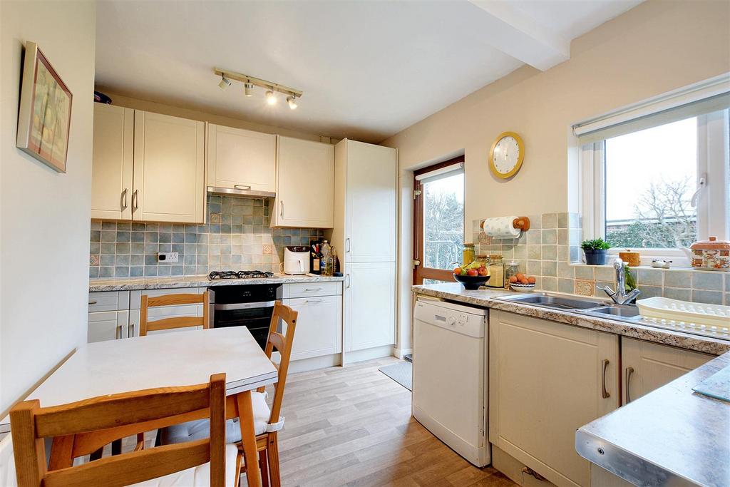 Kitchen 4.jpeg