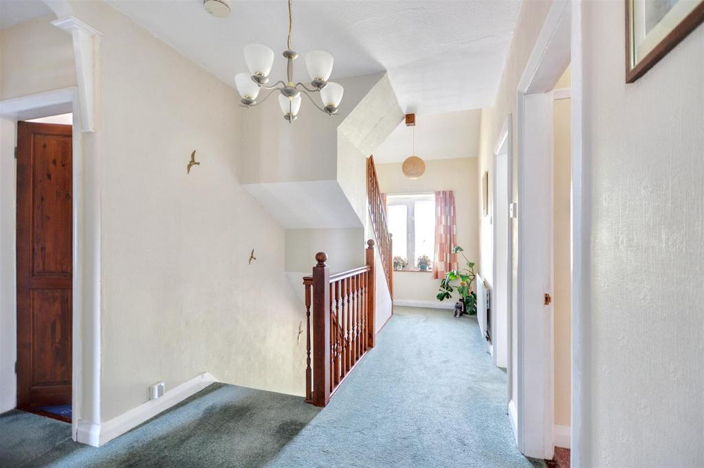 1st Floor Landing 1.jpeg