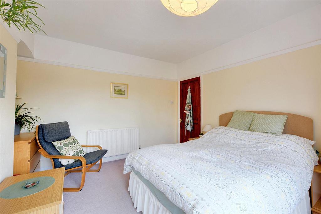 Bedroom 1 2.jpeg