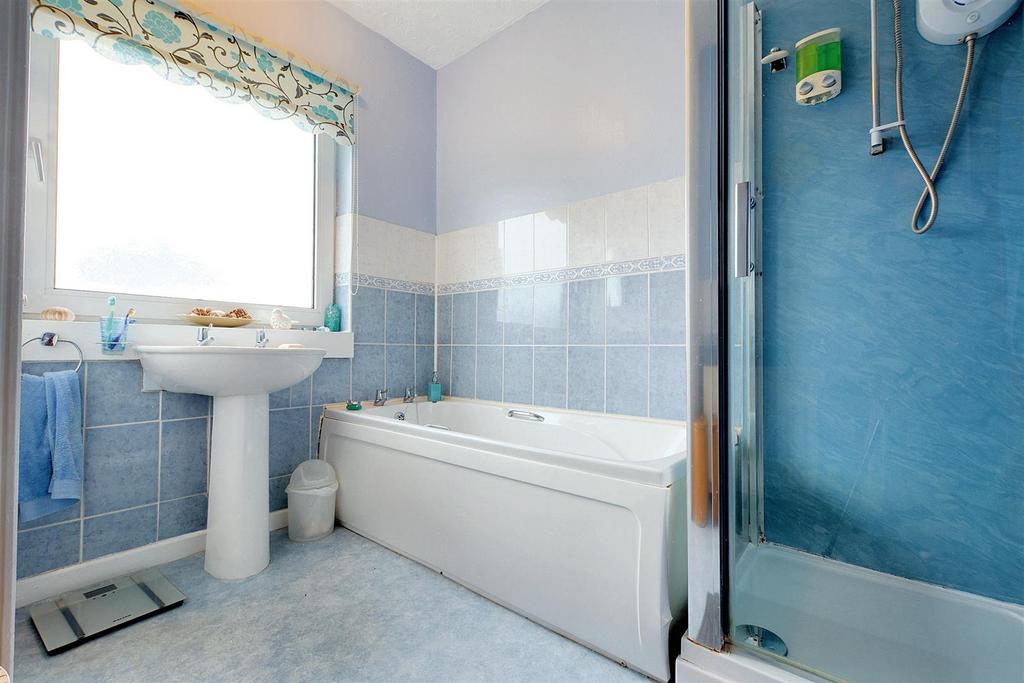Shower Room.jpeg