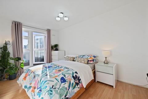 1 bedroom apartment for sale, Hadyn Park Road, Shepherds Bush, London W12 9AN