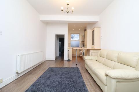 1 bedroom apartment to rent, Abbeyfield Road, Bermondsey SE16