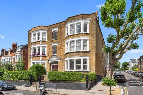 3 bedroom flat for sale, Gondar Mansions, Mill Lane, NW6