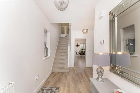 4 bedroom end of terrace house for sale, Friar Road,Enfield