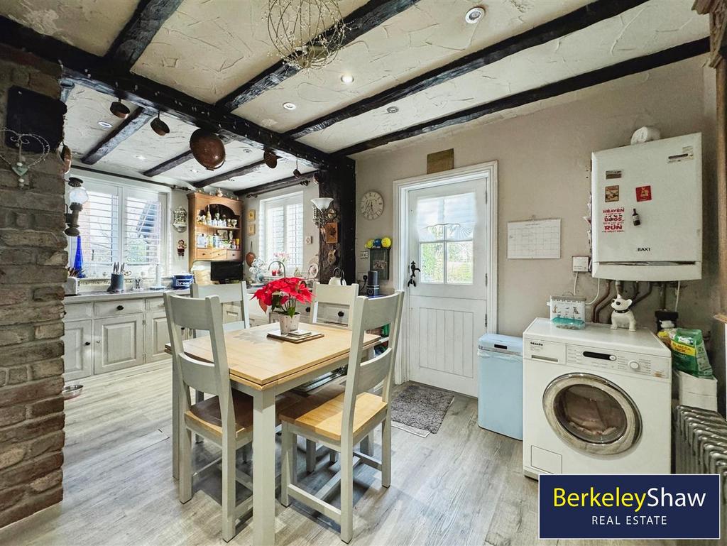 Kitchen diner (3)