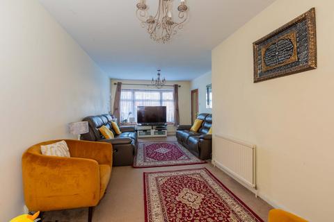 19 Laurel Close, Colnbrook, Slough, SL3 0QB