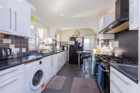 19 Laurel Close, Colnbrook, Slough, SL3 0QB