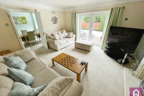 4 bedroom semi-detached house for sale, Hunts Close, Great Boughton, Chester, Cheshire, CH3