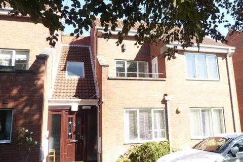 3 bedroom flat to rent, Newland Park, Hull, HU5 2DW