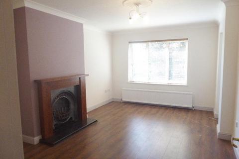 3 bedroom flat to rent, Newland Park, Hull, HU5 2DW