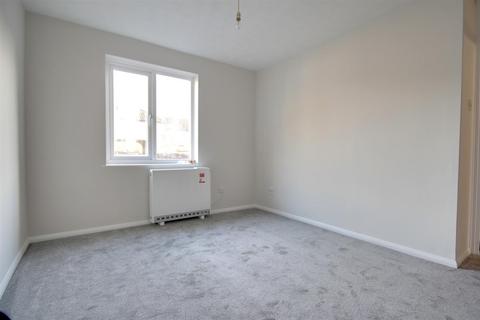 2 bedroom apartment to rent, The Brambles, Limes Park Road, St. Ives