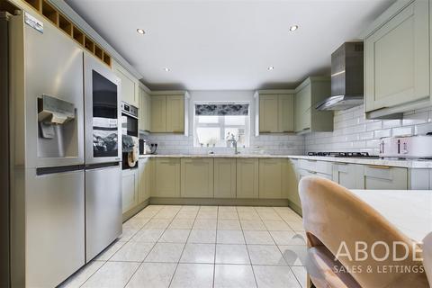 15 Doval Gardens, Tean, Stoke-on-trent, ST10 4EX