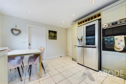 15 Doval Gardens, Tean, Stoke-on-trent, ST10 4EX