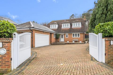 3 bedroom detached house for sale, WOKING