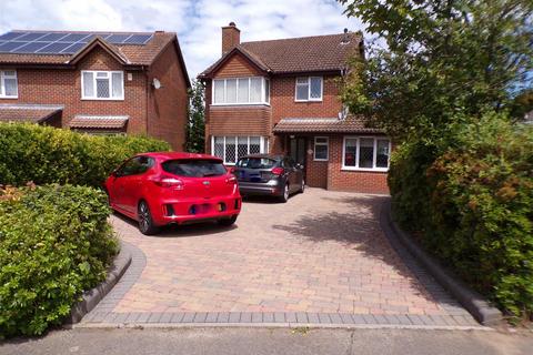 4 bedroom detached house for sale, Beauchamps Gardens, Bournemouth, Dorset