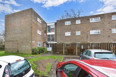 2 bedroom flat for sale, Selsey Road, Crawley, West Sussex