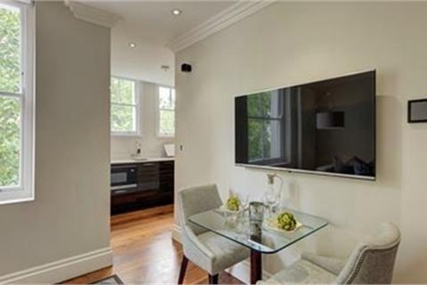 1 bedroom detached house to rent, Kensington Gardens Square North, London, W2