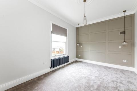 2 bedroom apartment for sale, Tyrwhitt Road, Brockley, SE4