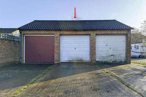 2 bedroom terraced house for sale, The Moorings, Littlehampton BN17