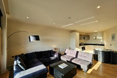 2 bedroom apartment for sale, Candle House, Wharf Approach, Leeds LS1