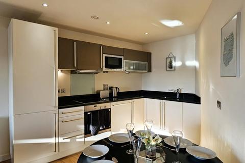 2 bedroom apartment for sale, Candle House, Wharf Approach, Leeds LS1