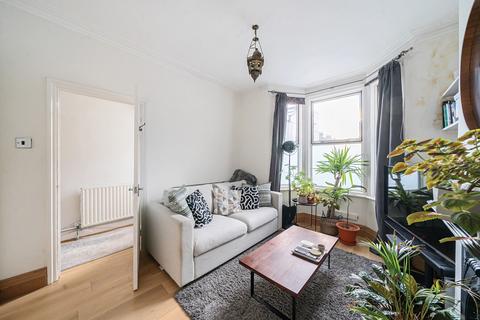 3 bedroom terraced house for sale, Hartington Road, London