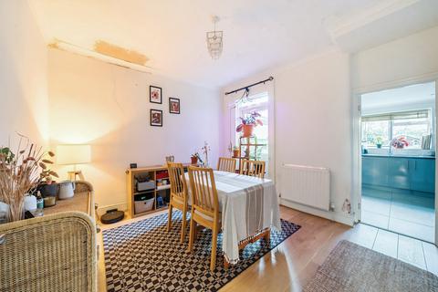 3 bedroom terraced house for sale, Hartington Road, London