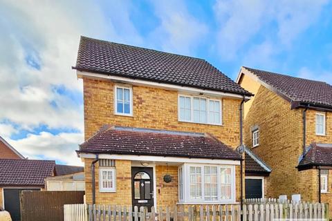 3 bedroom detached house for sale, Le Roux Close, Hawkinge, Folkestone, Kent, CT18 7PH